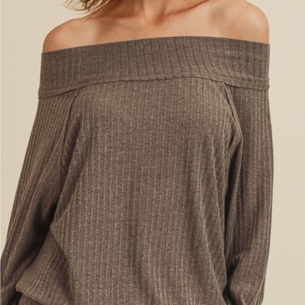 Charcoal Gray off the shoulder Knit Top NWT In Loom - Picture 8 of 8